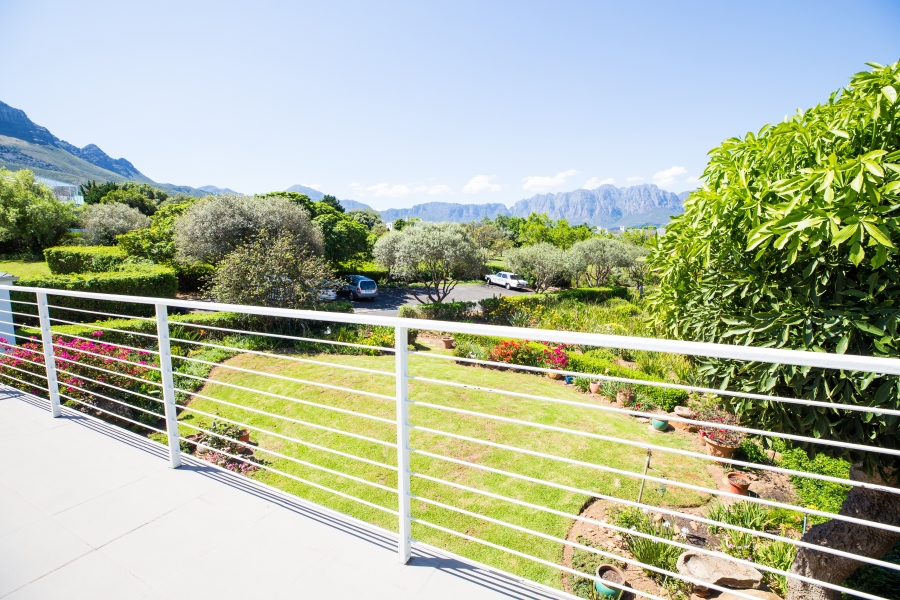 3 Bedroom Property for Sale in Erinvale Golf Estate Western Cape